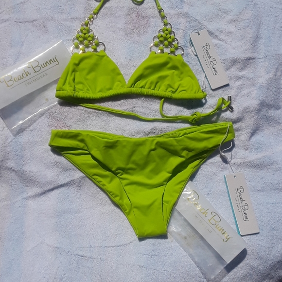 Beach Bunny Other - Beach bunny bikini Small